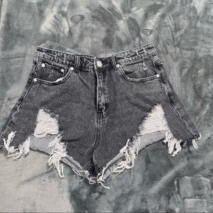 Size Large Black Distressed Shorts